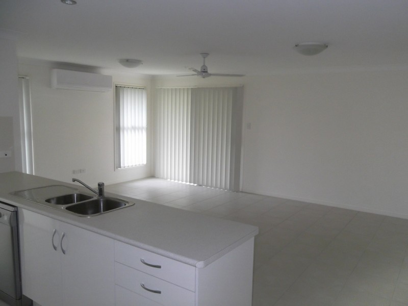 8 Jamieson Street, Gracemere QLD 4702