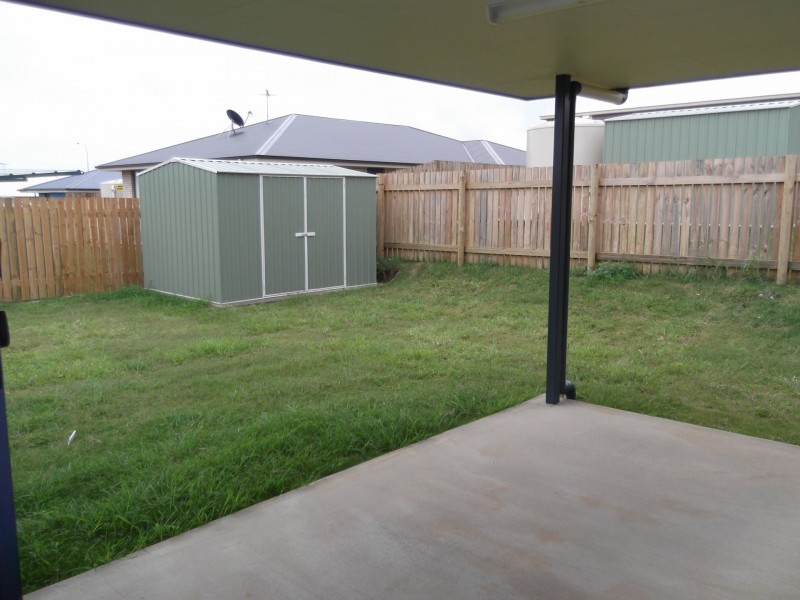8 Jamieson Street, Gracemere QLD 4702