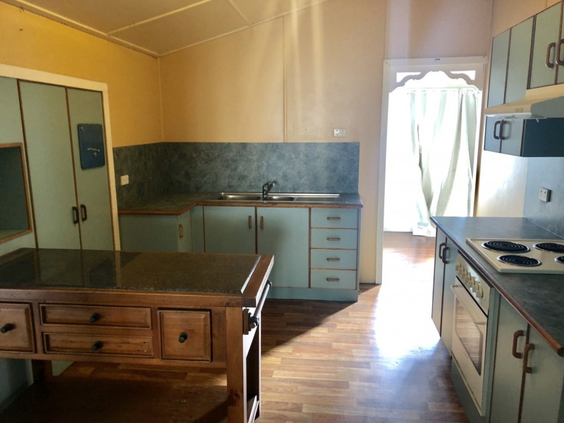 299 Eldon Street, Berserker QLD 4701