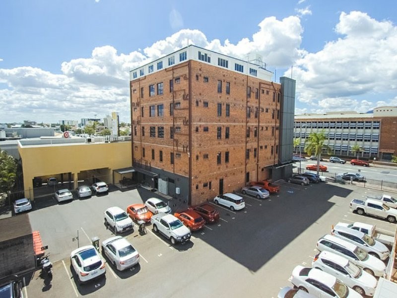 152-156 Bolsover Street, Rockhampton City QLD 4700