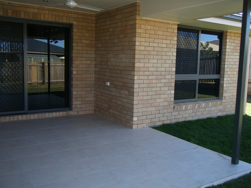 17 Audrey Drive, Gracemere QLD 4702