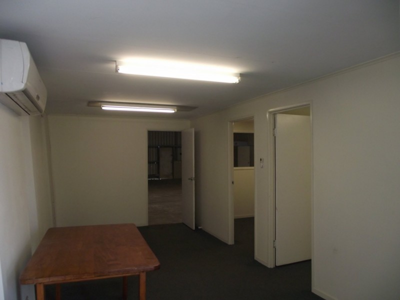 Unit 1/10 Dooley Street, Park Avenue QLD 4701