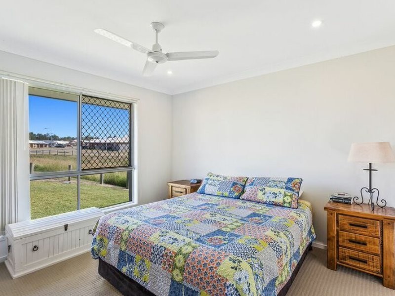 8 Press Court, Gracemere QLD 4702