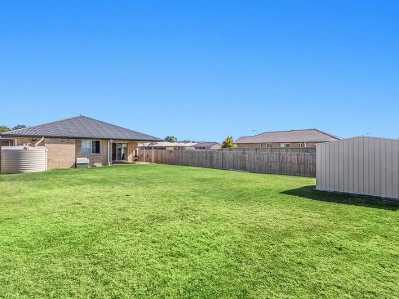 8 Press Court, Gracemere QLD 4702