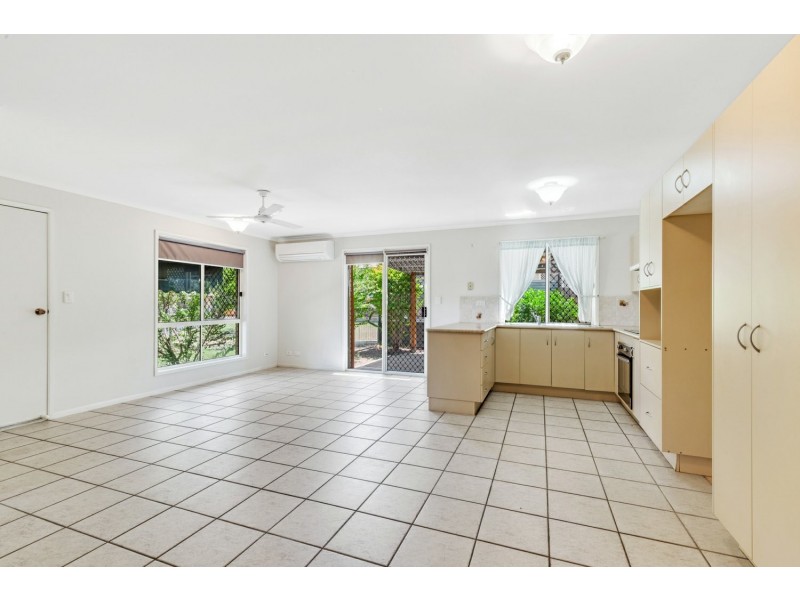4 Tooker Street, Koongal QLD 4701