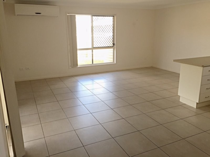 12 John Oxley Drive, Gracemere QLD 4702