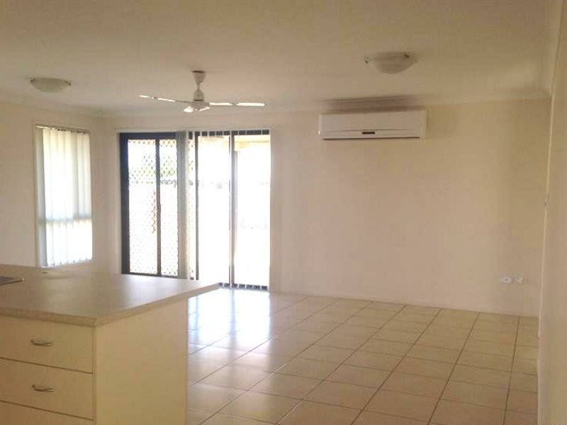 16 Owen Avenue, Gracemere QLD 4702