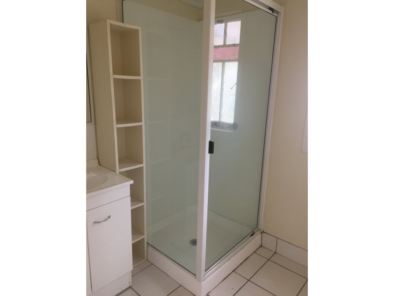 5 Dean Street, Berserker QLD 4701