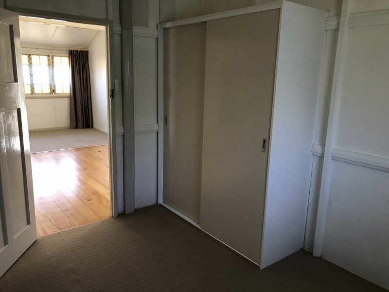 130 Nobbs Street, Berserker QLD 4701