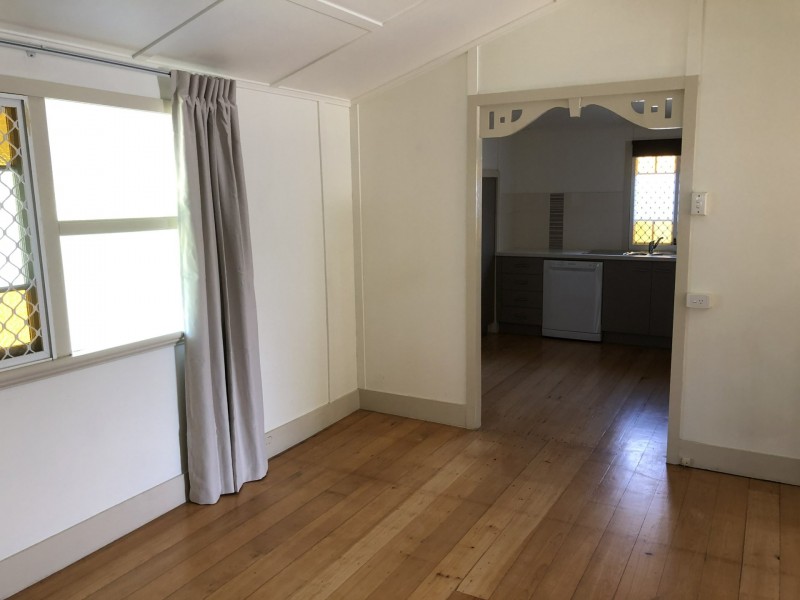 130 Nobbs Street, Berserker QLD 4701