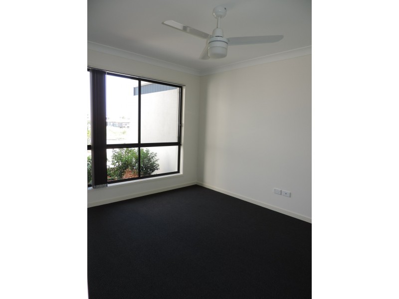 1 Gee Place, Gracemere QLD 4702