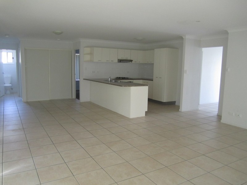 14 Violet Drive, Gracemere QLD 4702