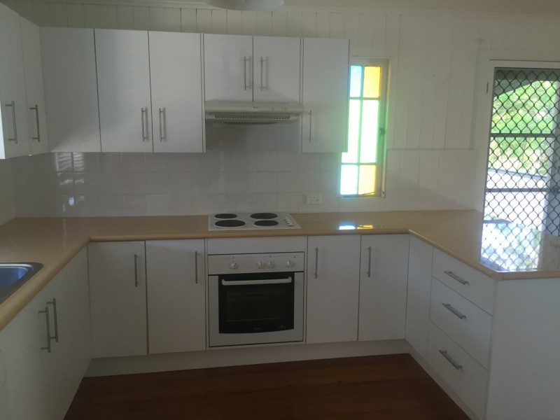 3 Weinholt Street, Allenstown QLD 4700