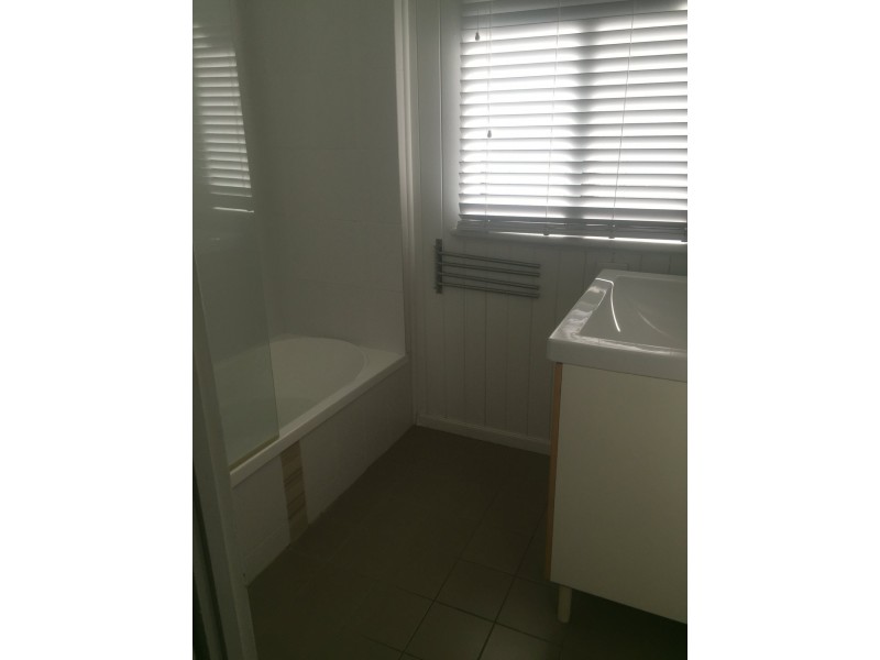 3 Weinholt Street, Allenstown QLD 4700