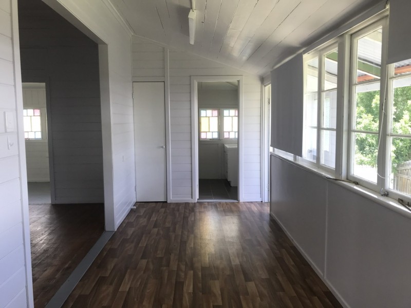 94 Murray Street, The Range QLD 4700