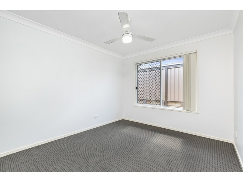 4 Irwin Street, Gracemere QLD 4702