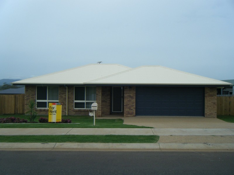 54 Lucas Street, Gracemere QLD 4702