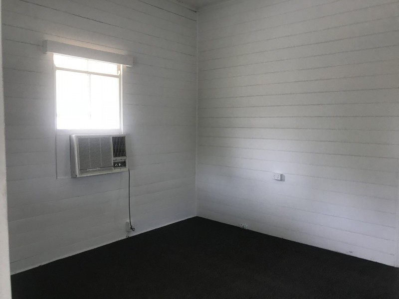 194 Peter Street, Berserker QLD 4701