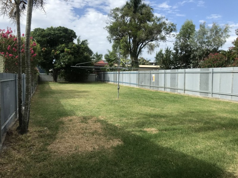 194 Peter Street, Berserker QLD 4701