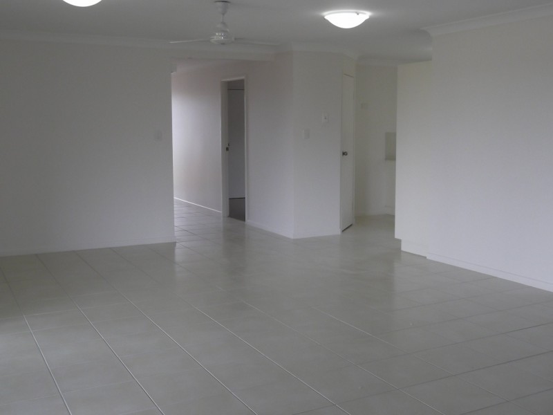 2 Boatwright Ave, Gracemere QLD 4702