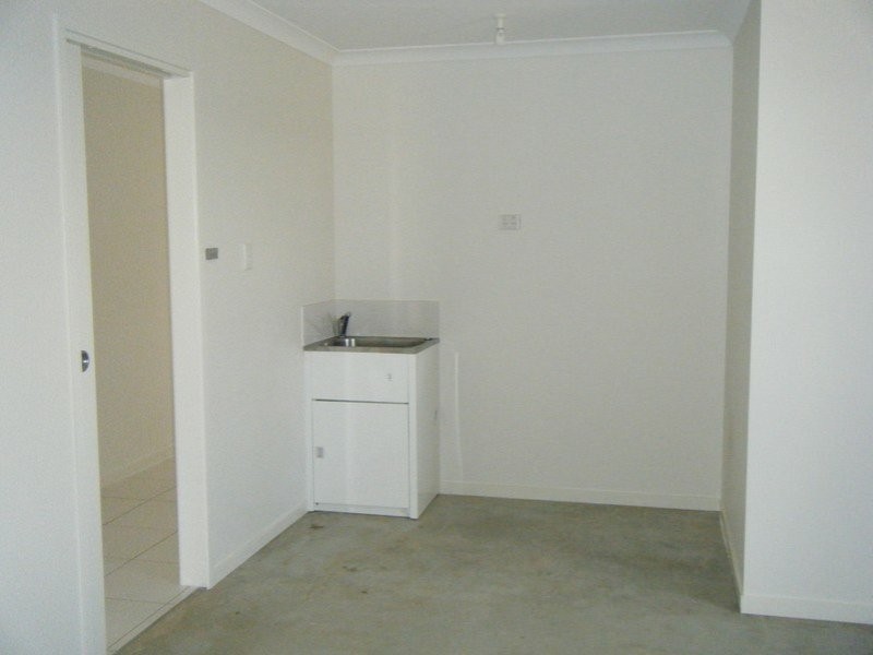 22 Angela Court, Gracemere QLD 4702