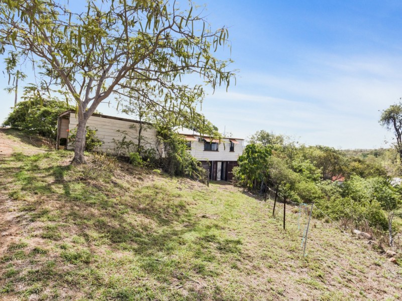 107 Morgan Street, Mount Morgan QLD 4714