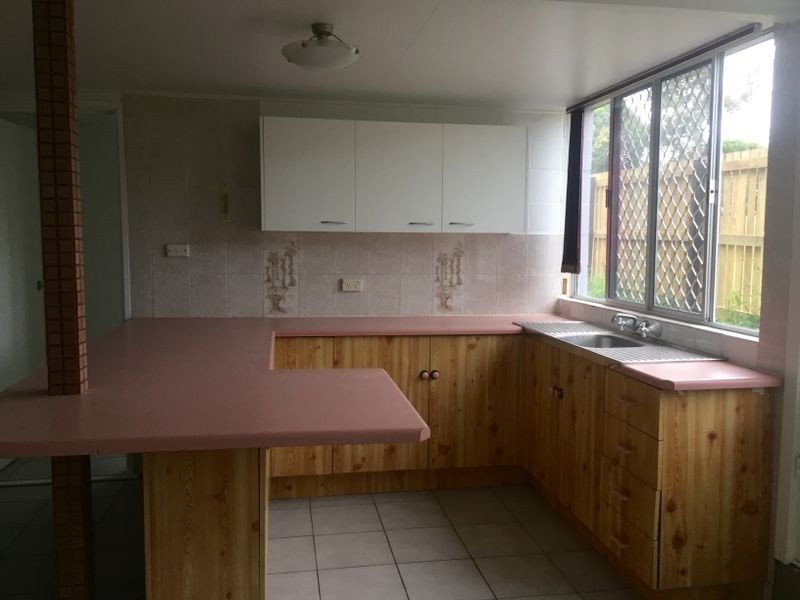 2 Gough Street, Park Avenue QLD 4701