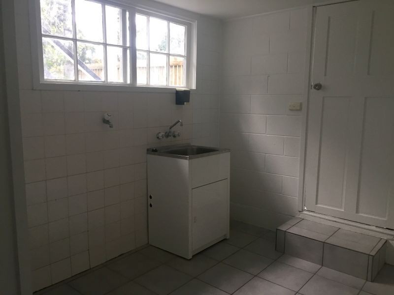 2 Gough Street, Park Avenue QLD 4701