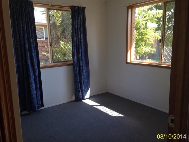 2/232 Farm Street, Kawana QLD 4701