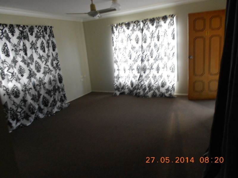 1/2 Buntain Street, Kawana QLD 4701