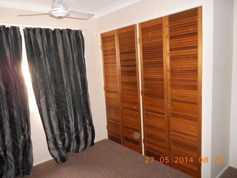 1/2 Buntain Street, Kawana QLD 4701