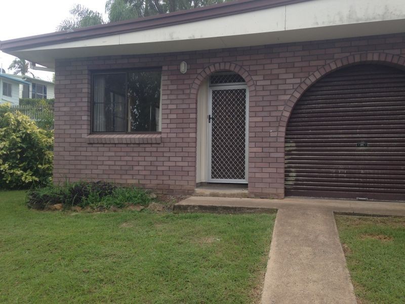 2/300 Duthie Avenue, Frenchville QLD 4701