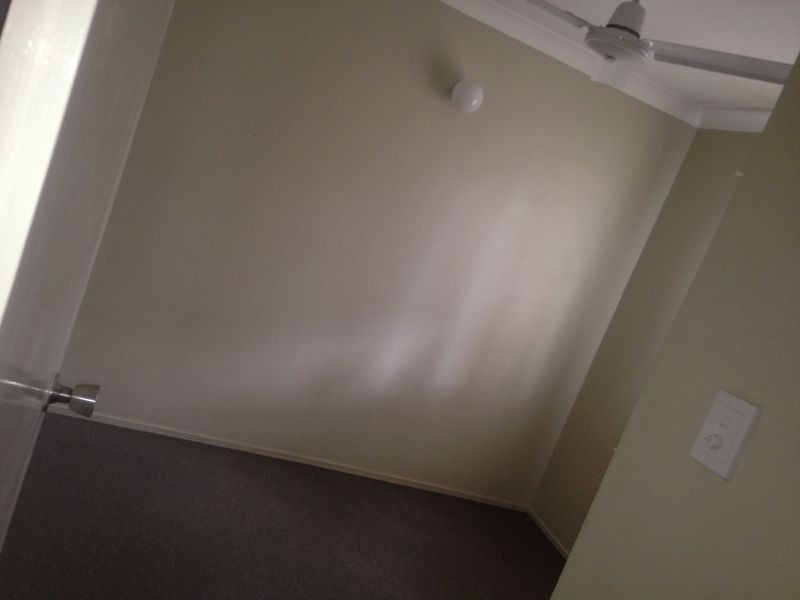 2/300 Duthie Avenue, Frenchville QLD 4701