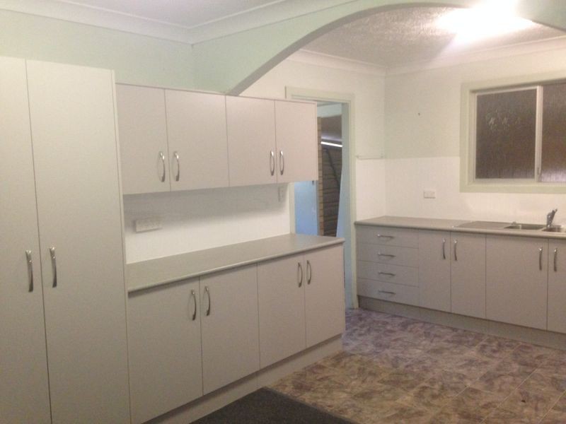 34 Cowap Street, Park Avenue QLD 4701