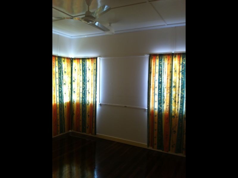 Wandal QLD 4700