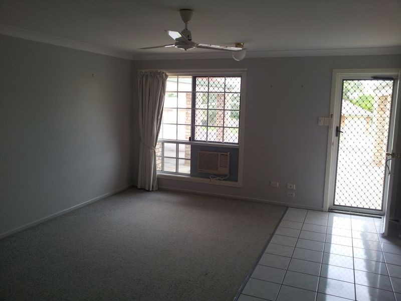 2/7 Ames Street, Kawana QLD 4701