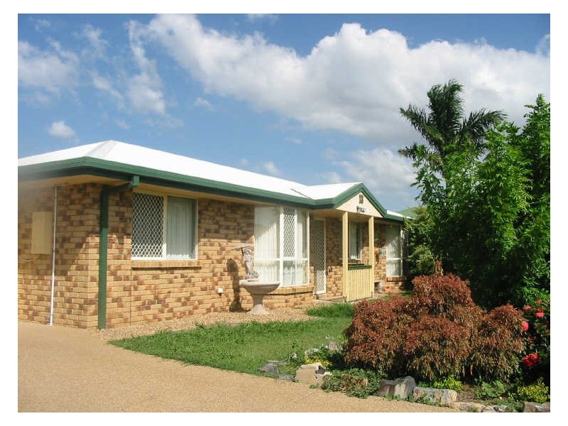 13 Rosewood Avenue, Gracemere QLD 4702