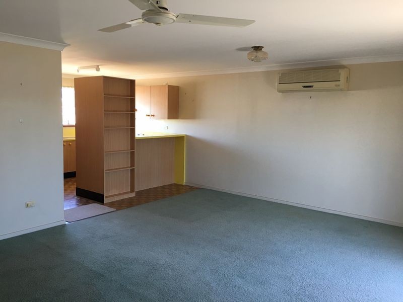 Unit 4/85 West Street, The Range QLD 4700