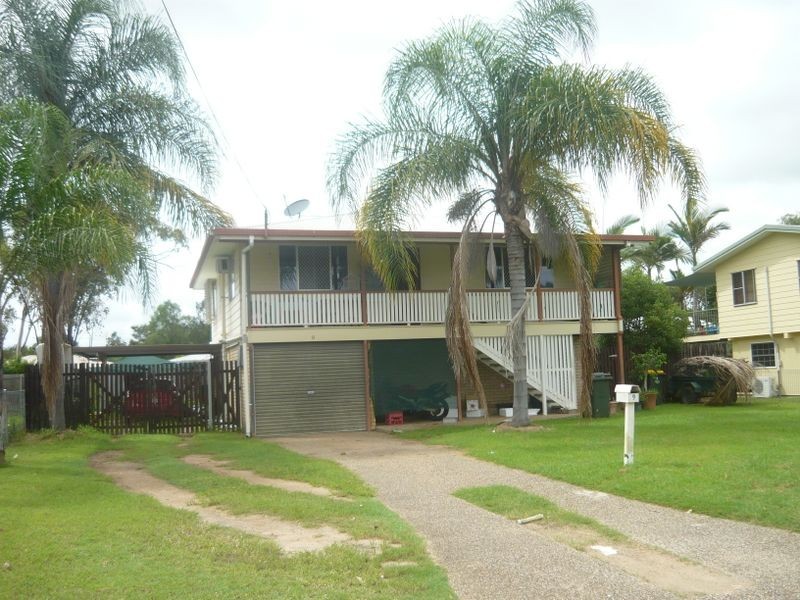 9 Elwing Street, Kawana QLD 4701