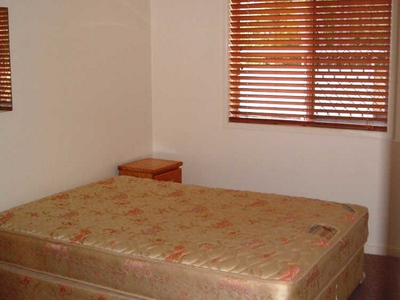 2/260 Carpenter Street, Frenchville QLD 4701