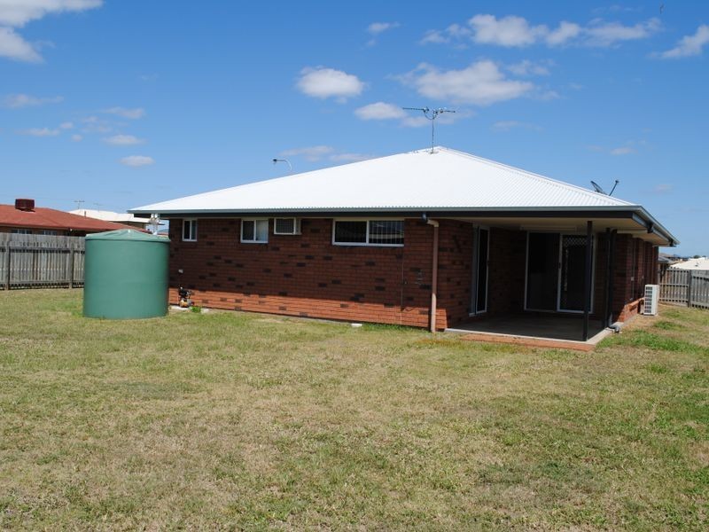 39 Joseph Street, Gracemere QLD 4702