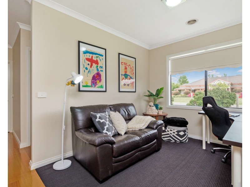 6 The Elms Boulevard, Kilmore VIC 3764