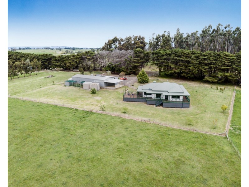 85 McNab Road, Willowmavin VIC 3764