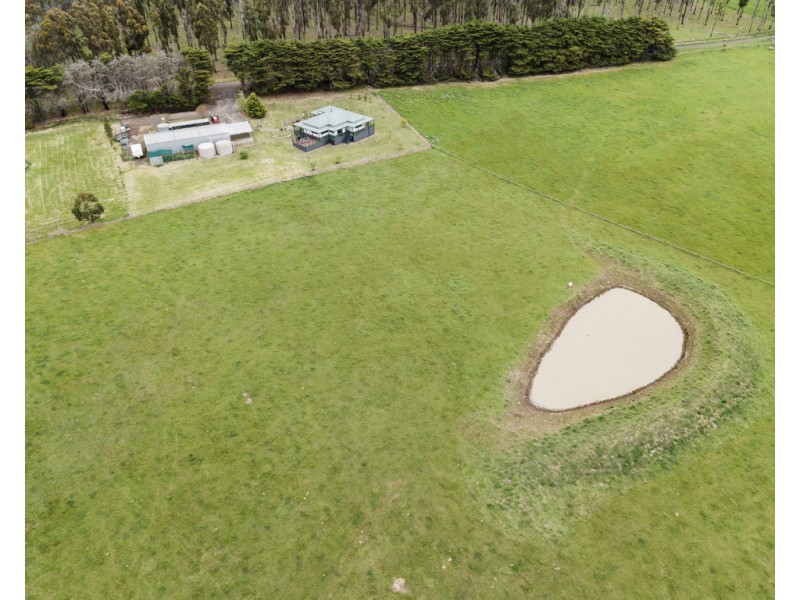 85 McNab Road, Willowmavin VIC 3764