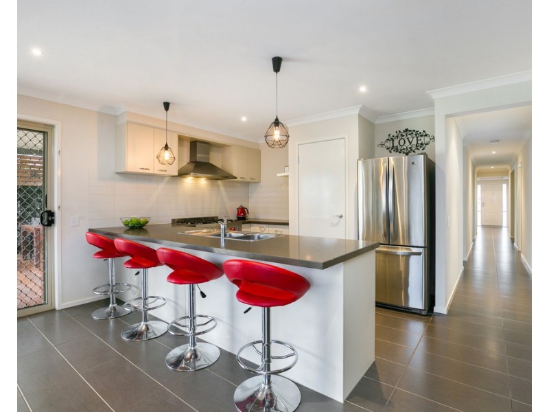 12 Greenvale Avenue, Wallan VIC 3756