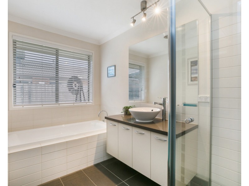 12 Greenvale Avenue, Wallan VIC 3756