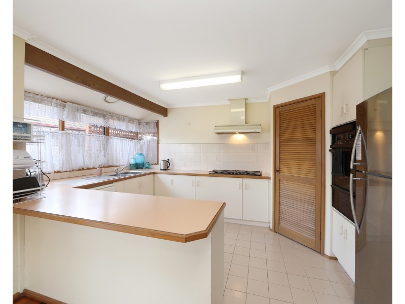 23 Laurel Crescent, Carrum Downs VIC 3201