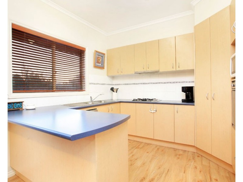 23 St Laurent Rise, Knoxfield VIC 3180