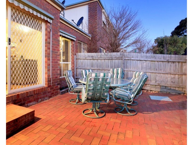 23 St Laurent Rise, Knoxfield VIC 3180