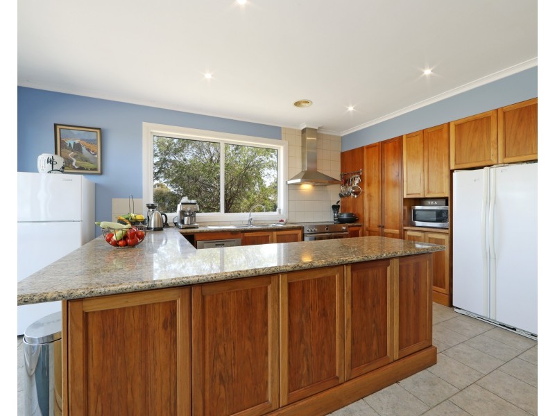 1046 Wellington Road, Narre Warren East VIC 3804